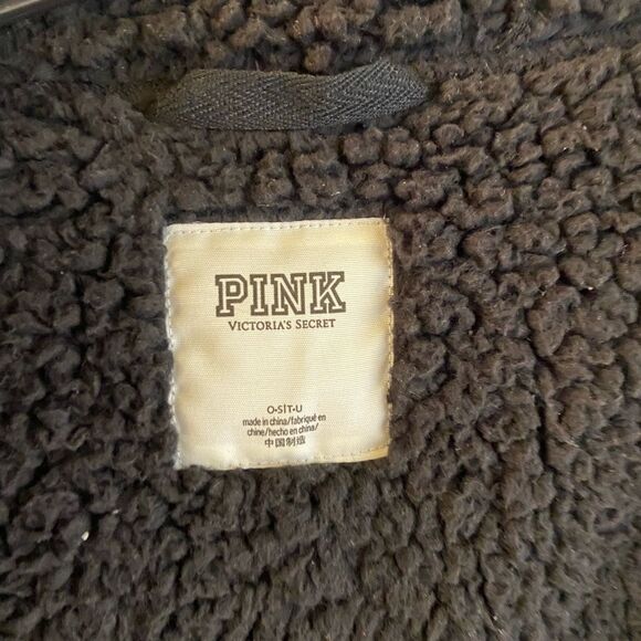 Victoria Secret black plush faux Sherpa jacket hoodie one size pockets - Picture 3 of 6